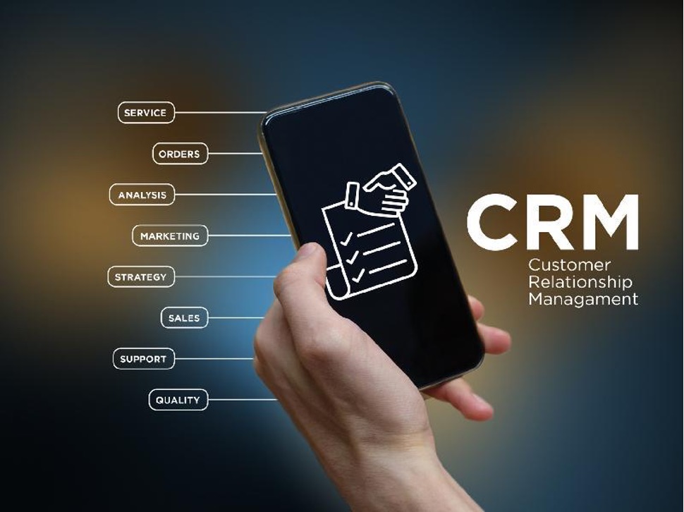 (CRM) چیست و چه کاربردی دارد؟